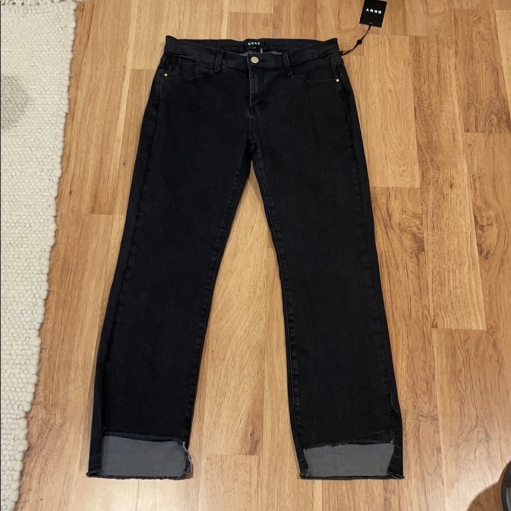 NWT DKNY black jean pant size 28